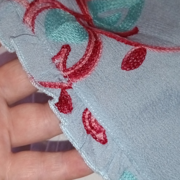 🆕LIV Los Angeles Floral Embroidered Ruffle Sleeve Top Size XL - Picture 9 of 9